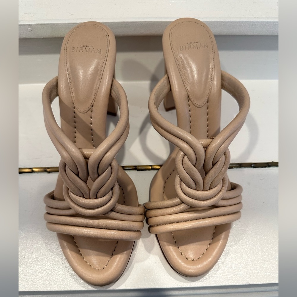 Alexandre Birman Nude Heels